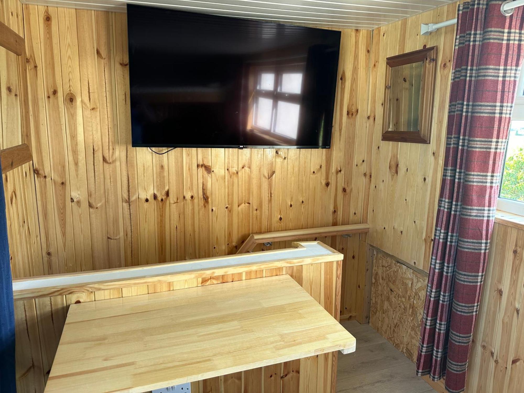 Rural Long Term Accommodation ฮิลล์สโบโร ภายนอก รูปภาพ
